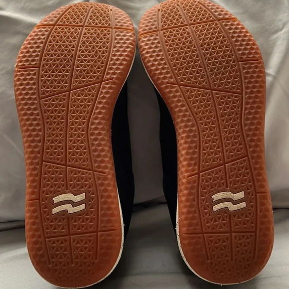 Strike Movement Navy  Runners - Picture 11 of 13